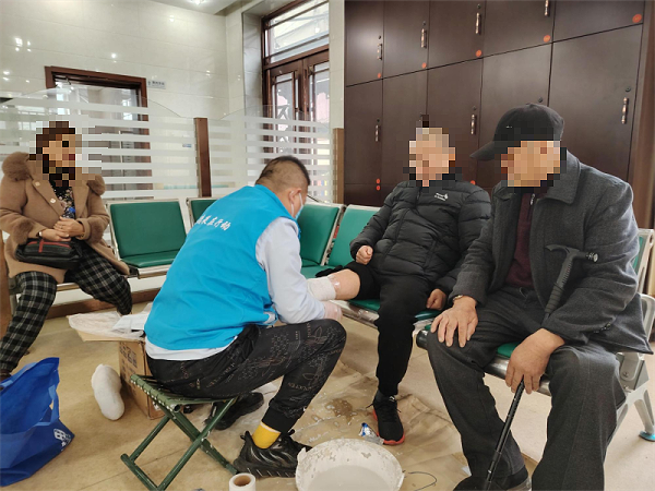 爱心传递，精准服务：吉林市恩德莱康复器具有限公司赴舒兰残联取模