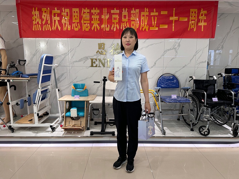 恩德莱邯郸爱心店六一儿童节活动：孩子们录制视频，感恩温情礼物