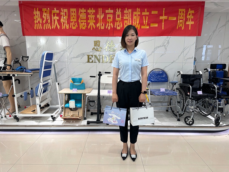 恩德莱邯郸爱心店六一儿童节活动：孩子们录制视频，感恩温情礼物