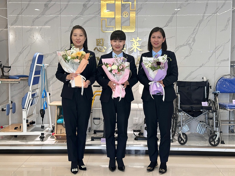 国际劳动妇女节活动回顾，恩德莱品牌多地爱心店温情献礼