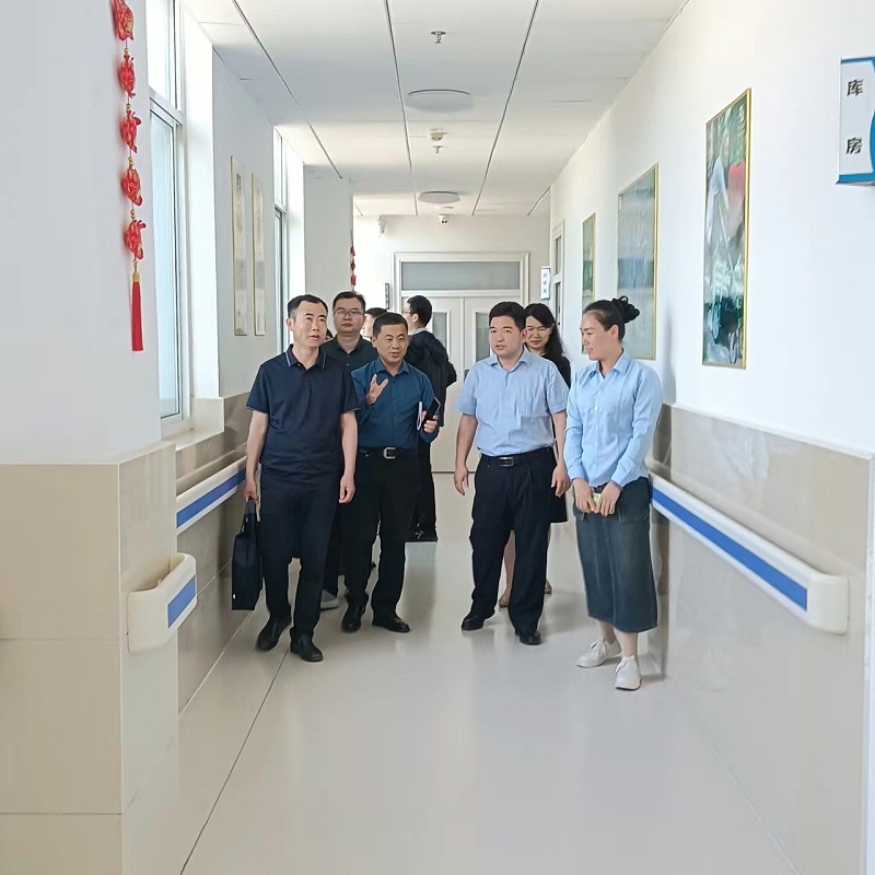 济宁残联领导一行莅临恩德莱枣庄爱心店进行考察指导