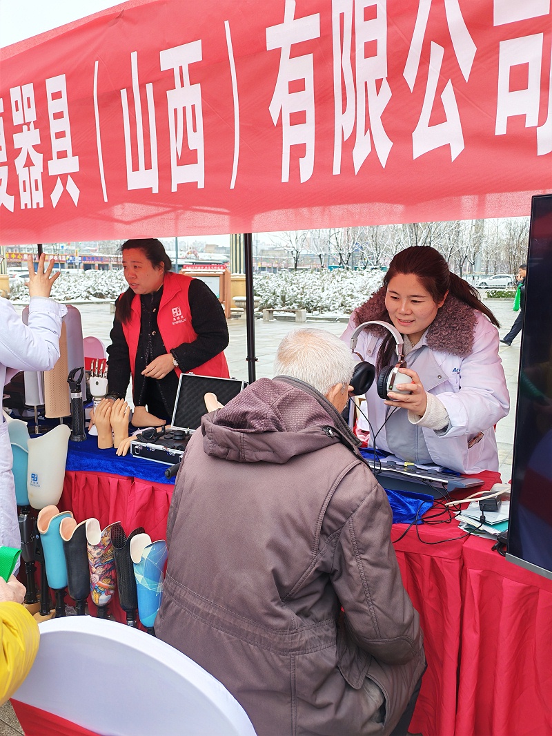 082dd1dcc8b7e9517245e773ef82bbe1