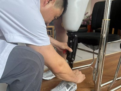十八年如一日｜恩德莱唐山公司“服务从心出发，品质用腿证明"