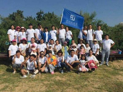 沈阳和唐山公司全体员工秦皇岛共度周末