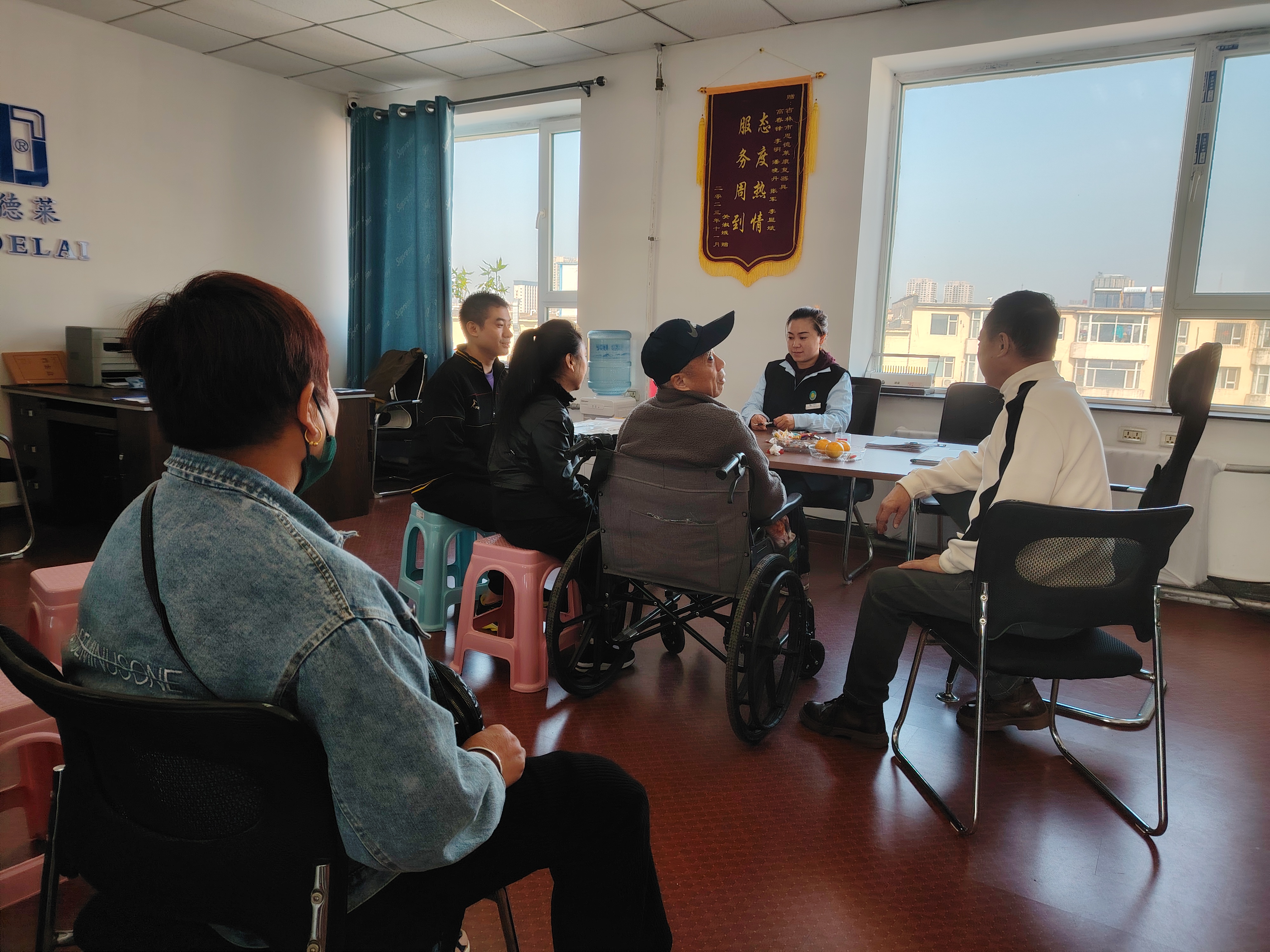 精准适配暖人心 | 恩德莱吉林爱心店助力船营区假肢适配活动