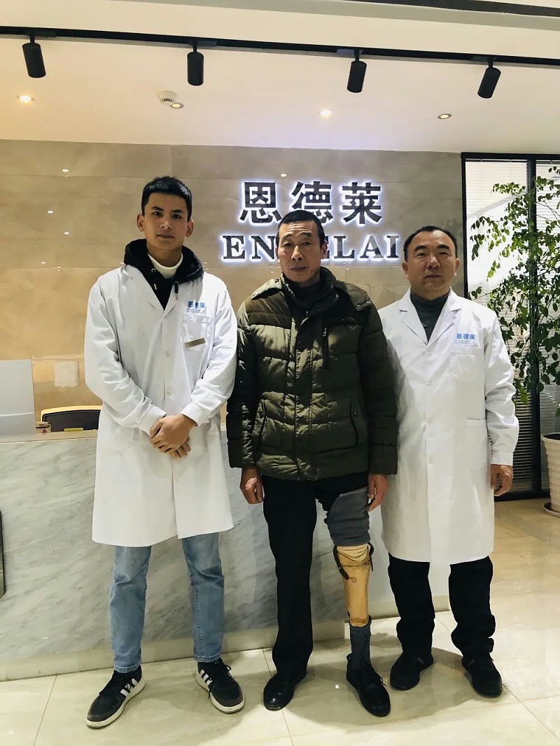 恩德莱致敬建军节：携手老战士，共铸生命新篇章