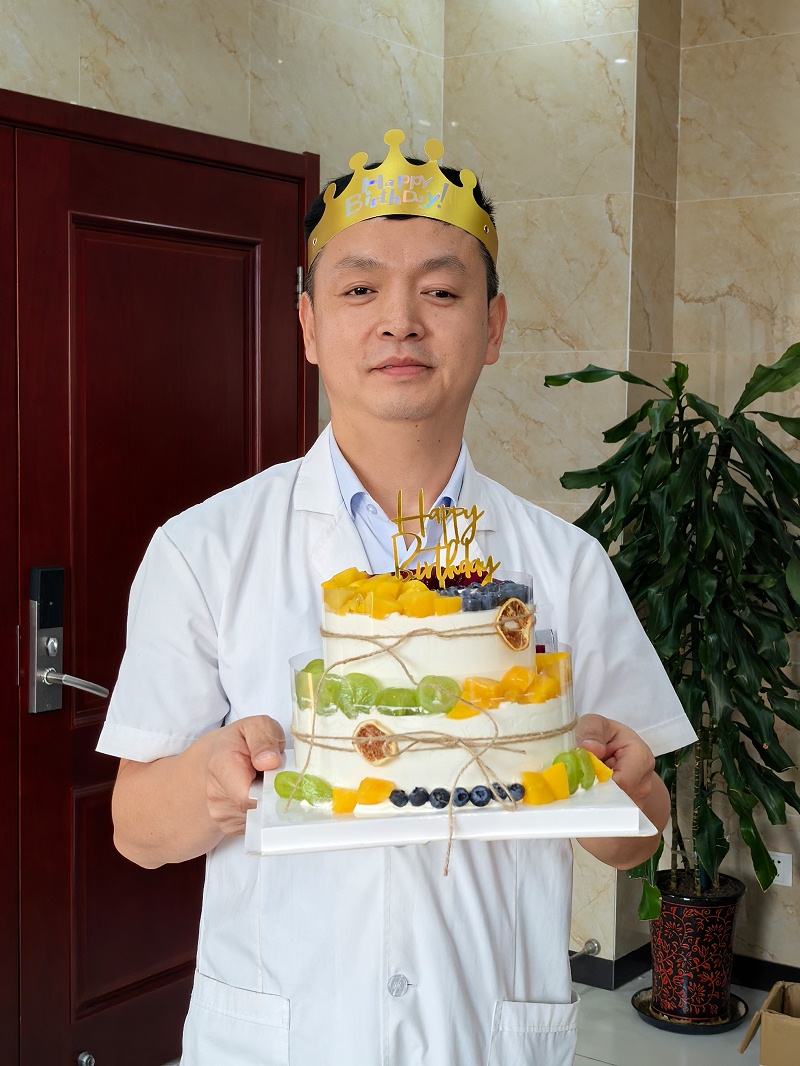 共筑团结感恩丨恩德莱北京爱心店举办9月员工生日会