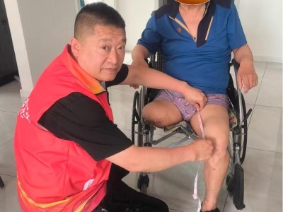 暖心上门服务：技师助力残疾客户重燃生活希望