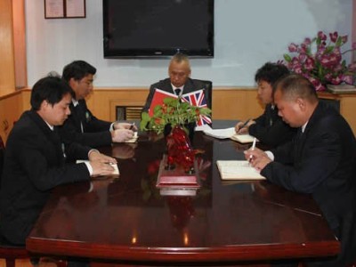 公司董事会展开自检座谈会活动