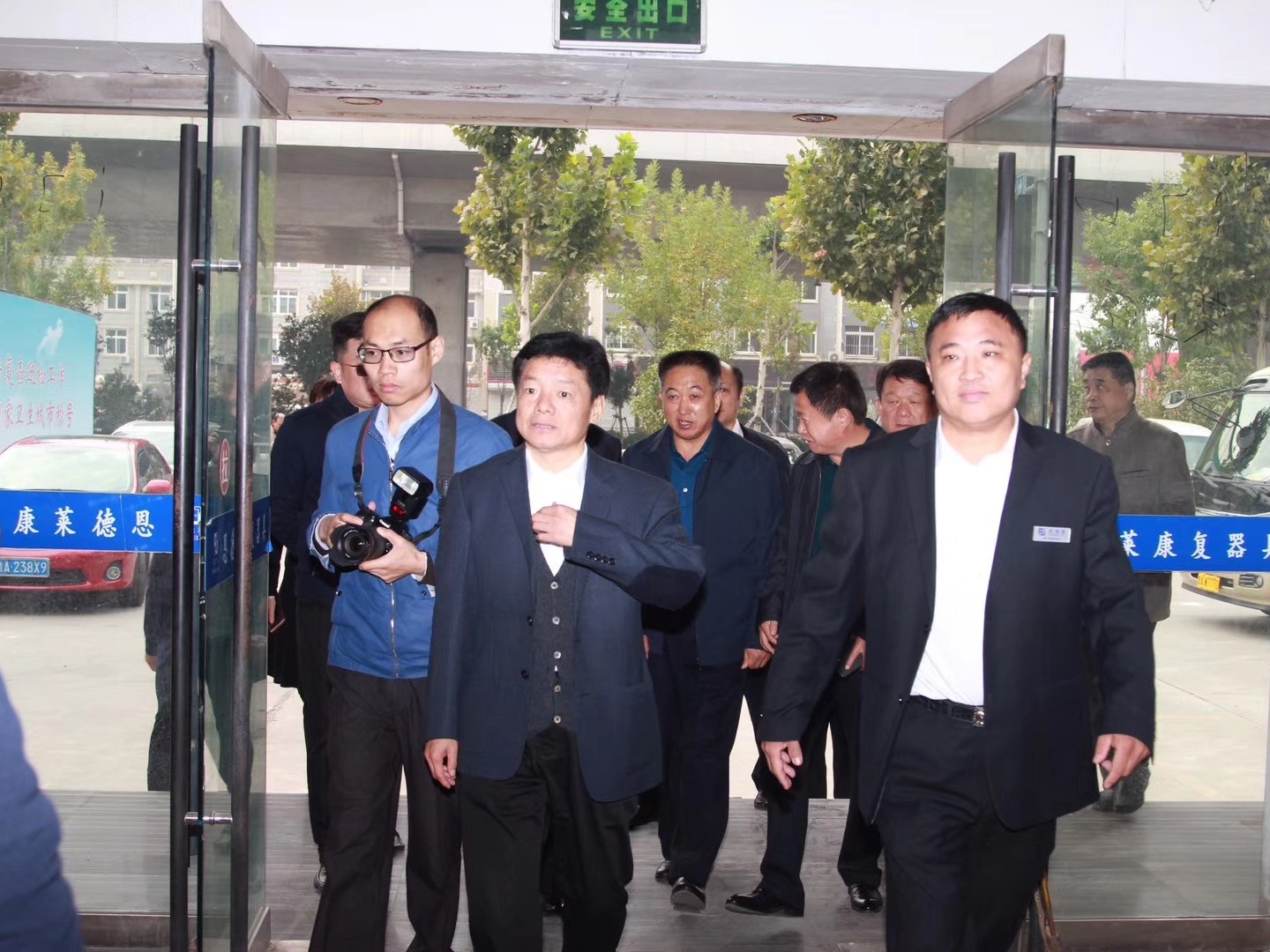 济南历城区人大常委会领导一行莅临恩德莱山东公司考察