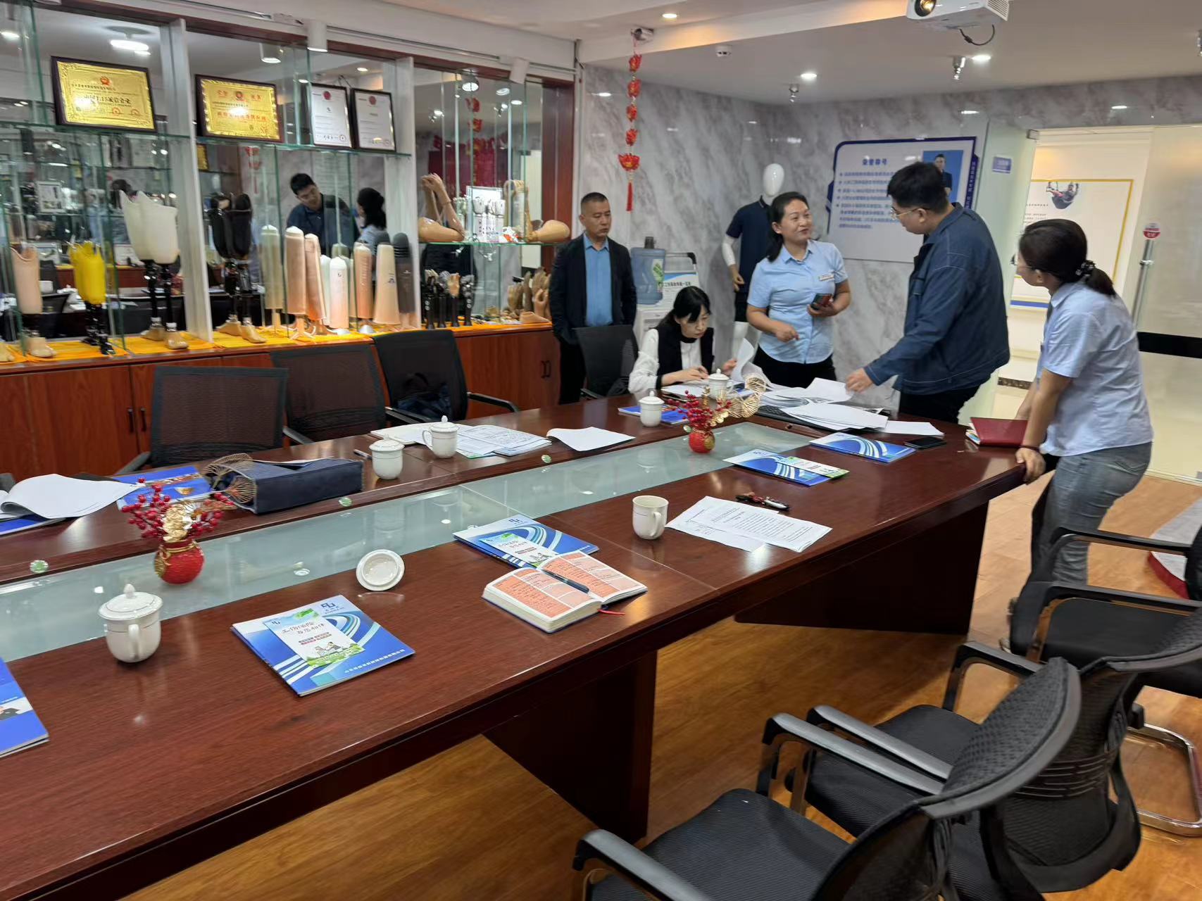 泰安市社保中心领导丨莅临山东恩德莱公司进行指导检查