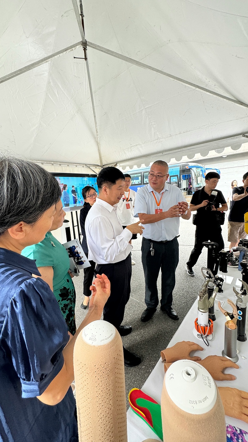 科技助残新风采丨恩德莱沈阳公司助力2024年辽宁辅具展览会