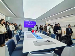 天津中医药大学医学技术学院师生再次走进恩德莱天津爱心店，校企交流续写新篇