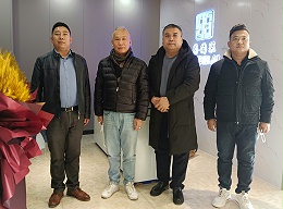 恩德莱董事长一行莅临「恩德莱郑州爱心店」参加疫后市场规划座谈会