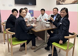 欢度元宵佳节，共赏月圆人团圆