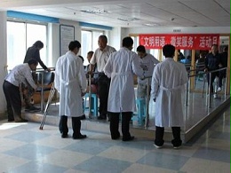 北京公司开展“推行文明用语，开展微笑服务”活动月