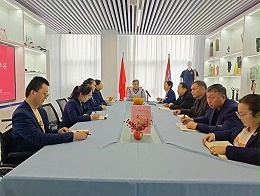 恩德莱山东爱心店组织全员贯彻学习集团会议精神