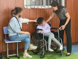 辅具进校园 助残暖童心——恩德莱邢台爱心店开展全国助残日公益服务