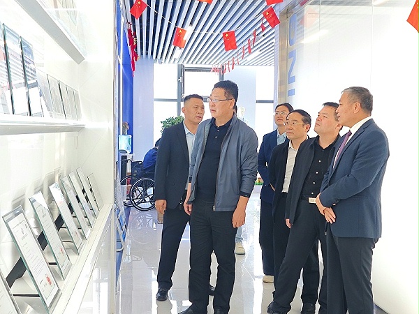 cf9d79deb31882f23b9f3a7be2f07f97