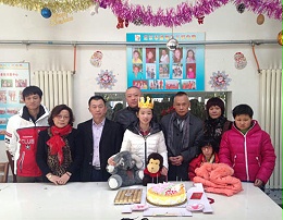 祝黄雅莉生日快乐！