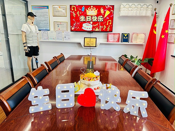 员工生日照片 (1)