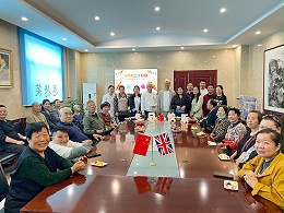 恩德莱公司员工生日会热闹精彩，董事长与陈猛经理与客户共度生日