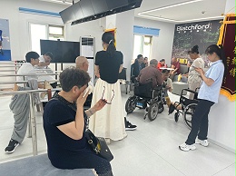 市残联携手恩德莱太原爱心店开展为期三天的假肢适配活动