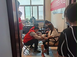 恩德莱石家庄爱心店为肢残朋友开展巡回义诊活动