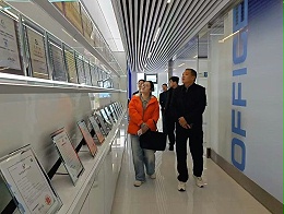 枣庄市社保中心领导莅临恩德莱山东爱心店开展年度工作指导