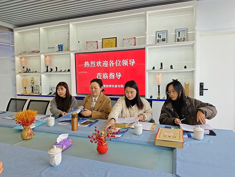 b2eb6bff8e0c040d8b2e65c7aeb3b5a4