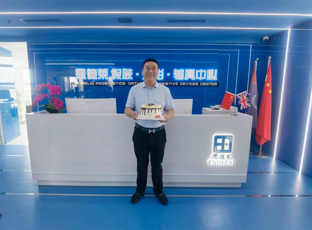 温情相伴，同心同行｜恩德莱暖心员工生日会，定格美好时光
